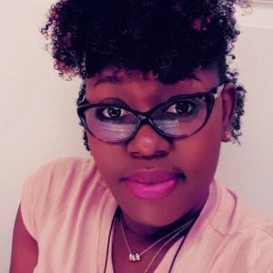 Meet your Posher, Fabiola